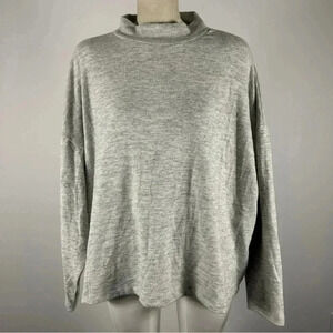 🌟NWT  H&M sweater XL